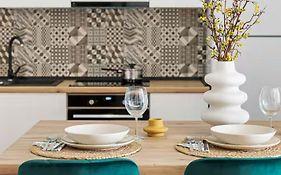 Premium 2 rooms Afi Imar